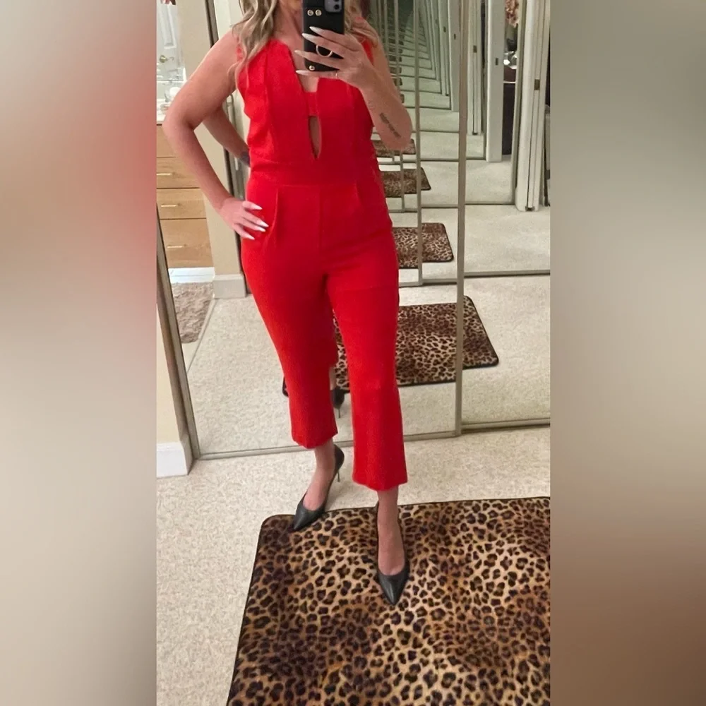SIENNA SKY red crop jumper Size medium​ - Picture 3 of 11